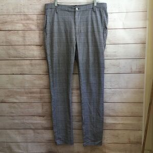 ELWOOD PANTS IN BLACK AND WHITE HOUNDSTOOTH PRINT